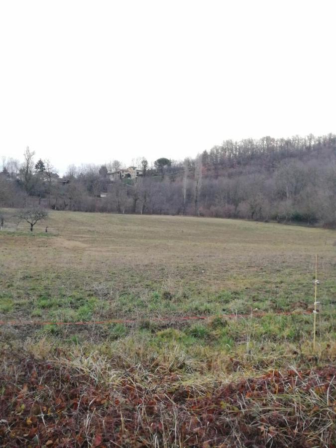 Location de vacances à Neylis avec vue sur les forêts et les champs Carla-de-Roquefort Exterior foto